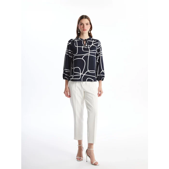 LCWAIKIKI Classic Lacivert Bağlamalı Yaka Desenli Kadın Bluz