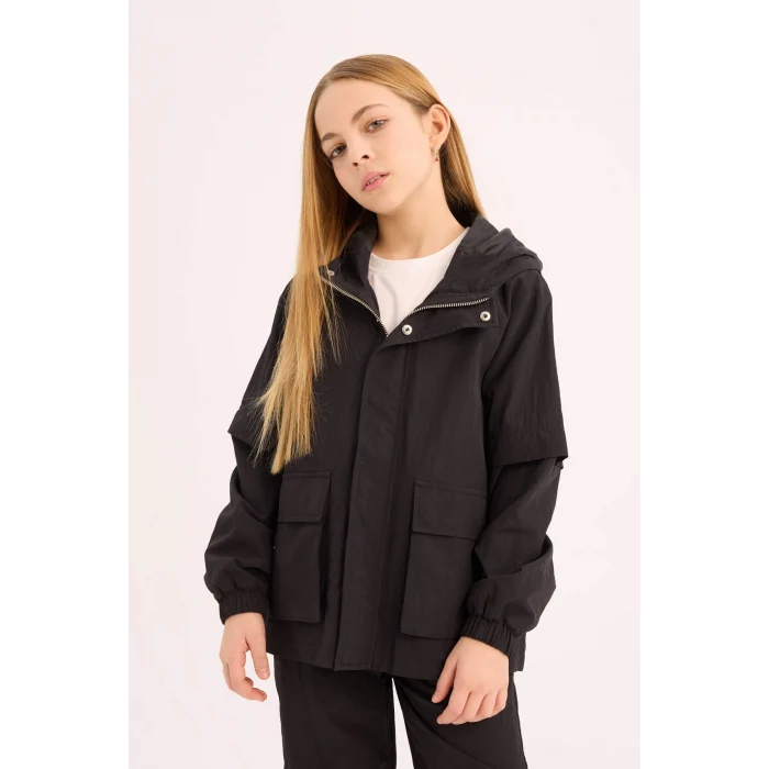 Defacto D6934 Siyah Kız Çocuk Su İtici Kapüşonlu Fermuarlı Çıtçıt Kapamalı Cepli Yağmurluk