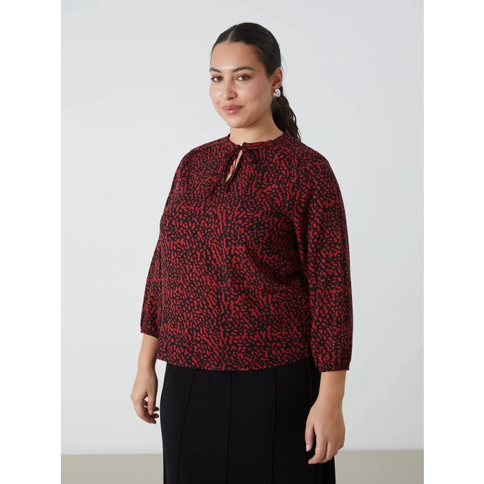 LCWAIKIKI Classic KIRMIZI Bağlamalı Yaka Desenli Kadın Bluz