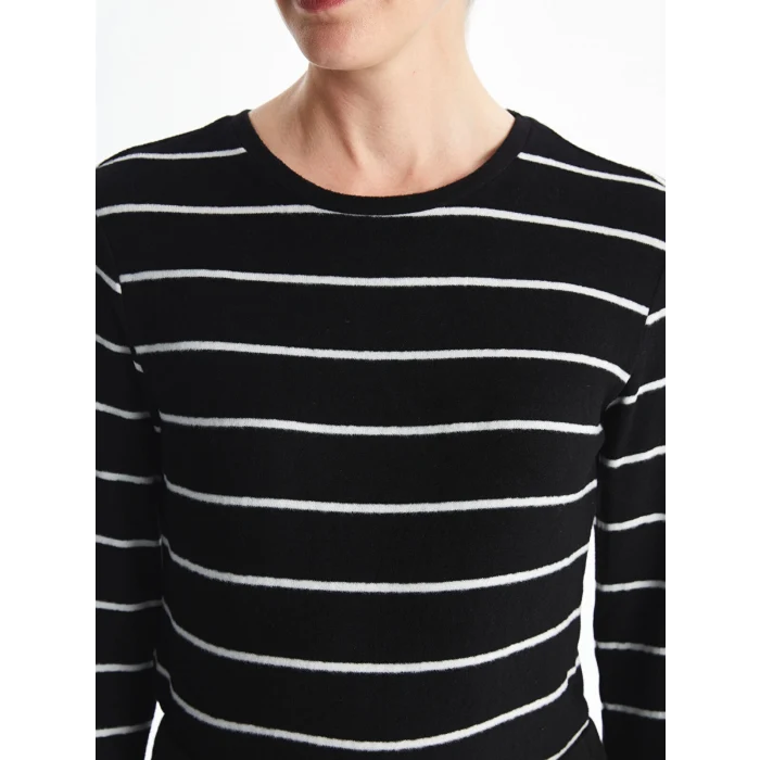 LCWAIKIKI Classic SİYAH Bisiklet Yaka Çizgili Kadın Tişört