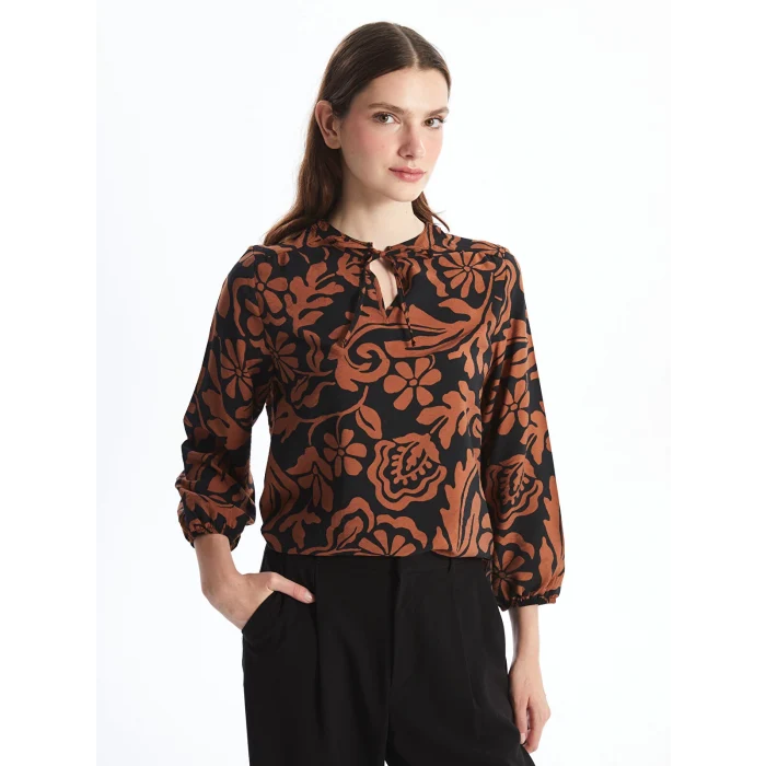 LCWAIKIKI Classic KAHVERENGİ Bağlamalı Yaka Desenli Kadın Bluz