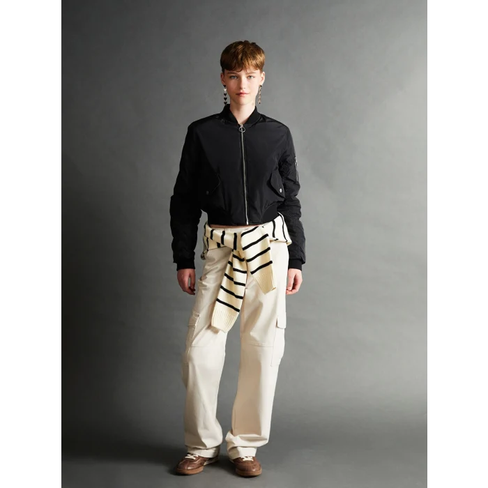 XSIDE SİYAH Kolej Yaka Crop Kadın Bomber Mont