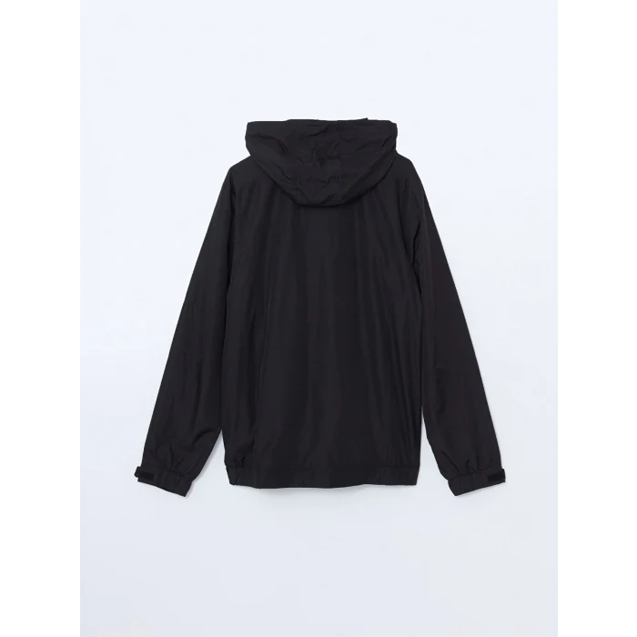 LCWAIKIKI Classic SİYAH Standart Kalıp Kapüşonlu Erkek Mont