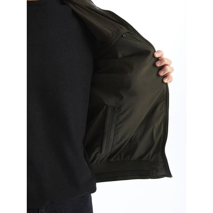 LCWAIKIKI Classic HAKİ Standart Kalıp Dik Yaka Erkek Orta Kalın Mont