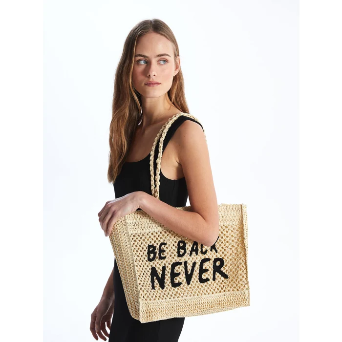 LCW ACCESSORIES EKRU Yazı Baskılı Kadın Hasır Kol Çantası