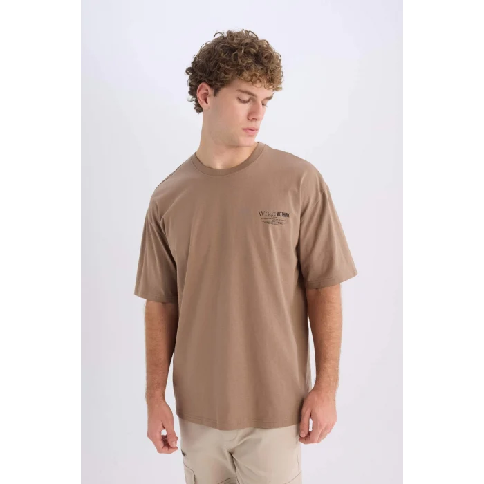Defacto D5510 Kahve Oversize Geniş Kalıp Bisiklet Yaka Sırt Baskılı Kısa Kollu Tişört