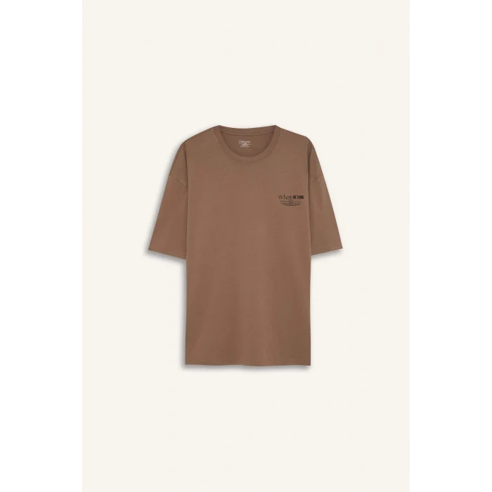 Defacto D5510 Kahve Oversize Geniş Kalıp Bisiklet Yaka Sırt Baskılı Kısa Kollu Tişört