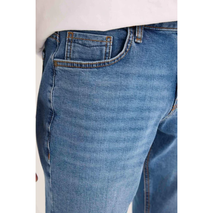 Defacto B8418 Mavi Pedro Slim Fit Dar Kalıp Normal Bel Dar Paça Jean Pantolon