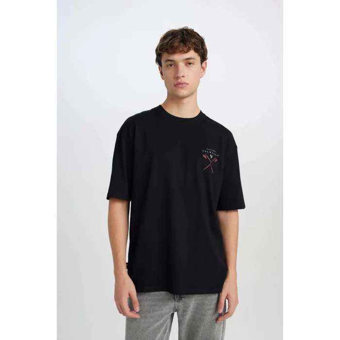 Defacto B8091 Siyah Vikings Valhalla Boxy Fit Bisiklet Yaka Baskılı Kısa Kollu Tişört