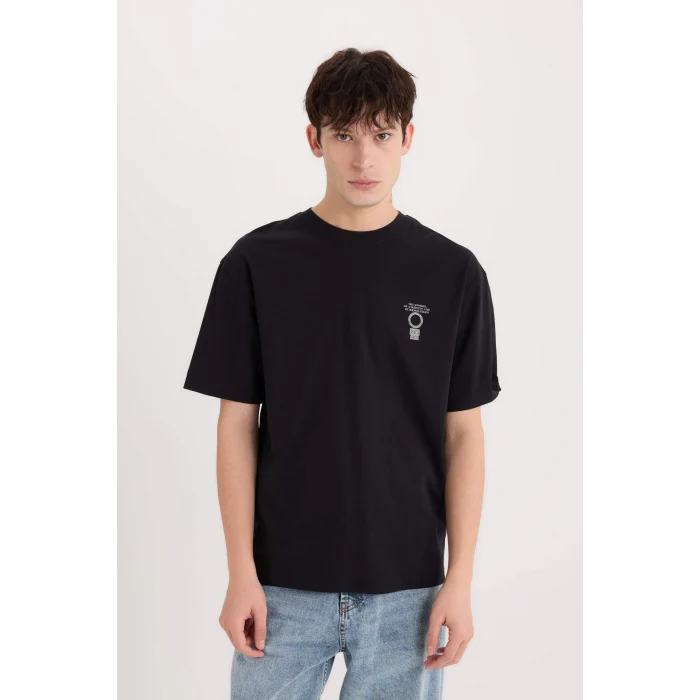 Defacto E1484 Siyah Boxy Fit Bisiklet Yaka Sırt Baskılı Kısa Kollu Tişört