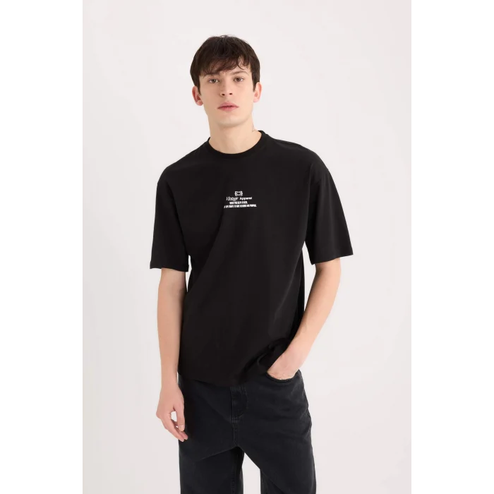 Defacto D5571 Siyah Boxy Fit Bisiklet Yaka Sırt Baskılı Kısa Kollu Tişört