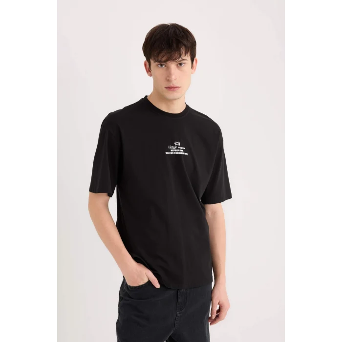 Defacto D5571 Siyah Boxy Fit Bisiklet Yaka Sırt Baskılı Kısa Kollu Tişört