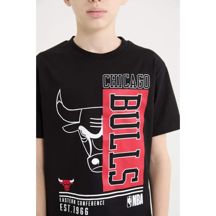 Defacto D9504 Siyah Erkek Çocuk NBA Chicago Bulls Bisiklet Yaka Kısa Kollu Tişört