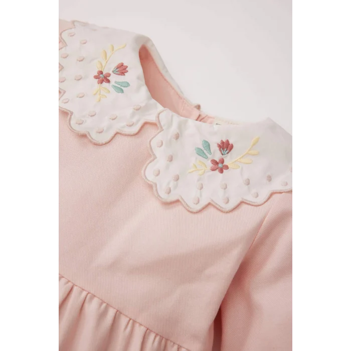 Defacto D9565 Pembe Kız Bebek Bebe Yaka Çiçek Nakışlı Uzun Kollu Twill Elbise