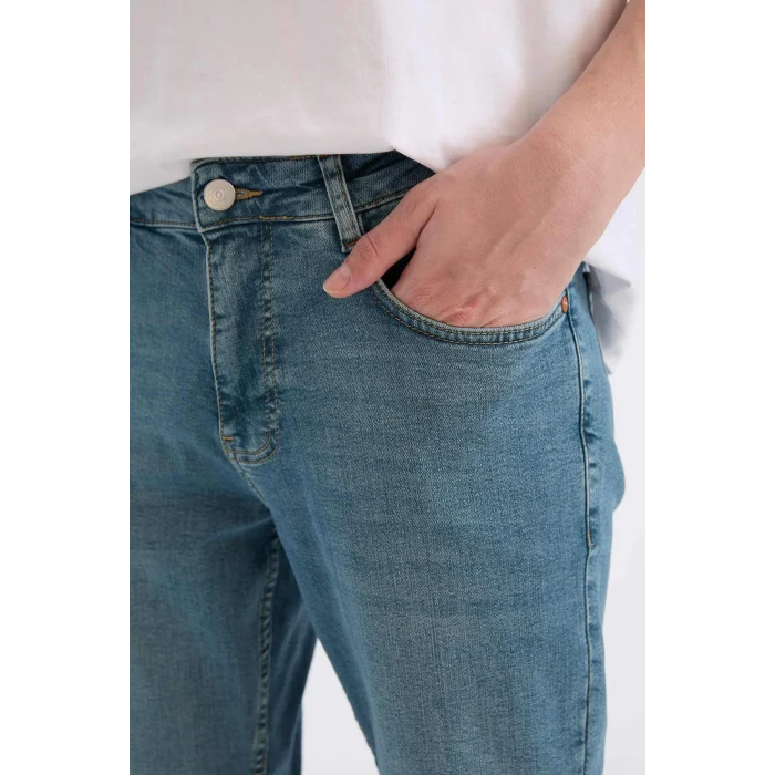 Defacto E3366 Yeşil Pedro Slim Fit Dar Kalıp Normal Bel Dar Paça Jean Pantolon