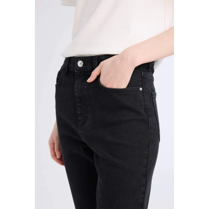 Defacto D8180 Siyah Mary Vintage Straight Fit Yüksek Bel Düz Paça Uzun Jean Pantolon
