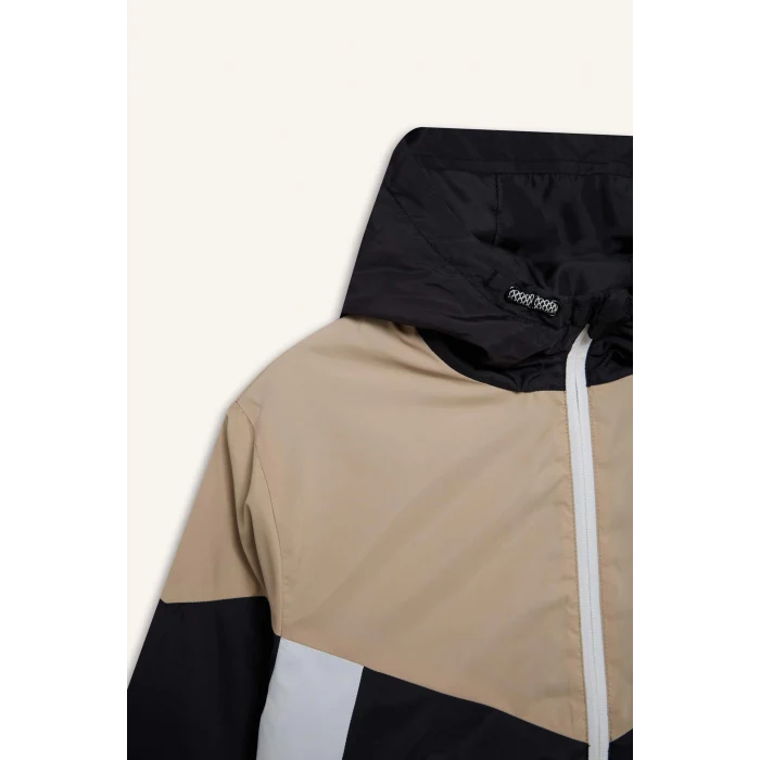 Defacto D5921 Siyah Erkek Çocuk Su İtici Kapüşonlu Fermuarlı Cepli Yağmurluk