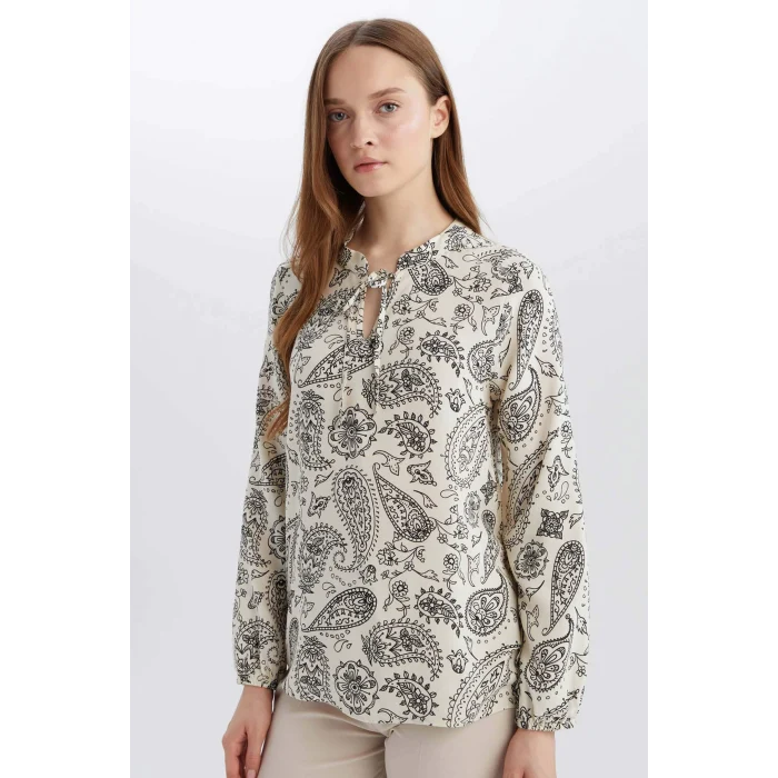 Defacto N1809 Siyah Regular Fit Apaş Yaka Desenli Uzun Kollu Bluz