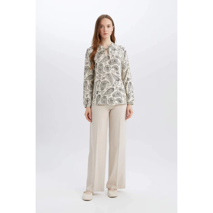 Defacto N1809 Siyah Regular Fit Apaş Yaka Desenli Uzun Kollu Bluz