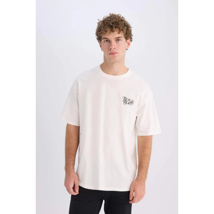 Defacto D5466 Ekru Rick and Morty Boxy Fit Bisiklet Yaka Sırt Baskılı Kısa Kollu Tişört