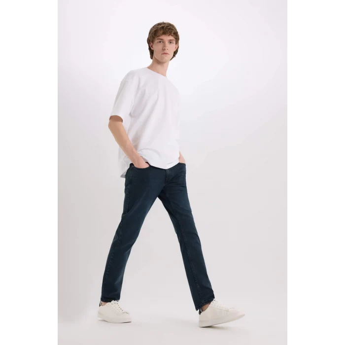 Defacto R8791 İndigo Pedro Slim Fit Dar Kalıp Normal Bel Dar Paça Jean Pantolon