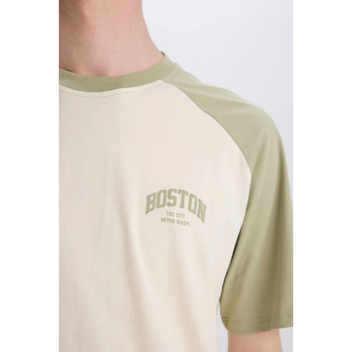 Defacto D5569 Haki Boxy Fit Bisiklet Yaka Baskılı Kısa Kollu Tişört