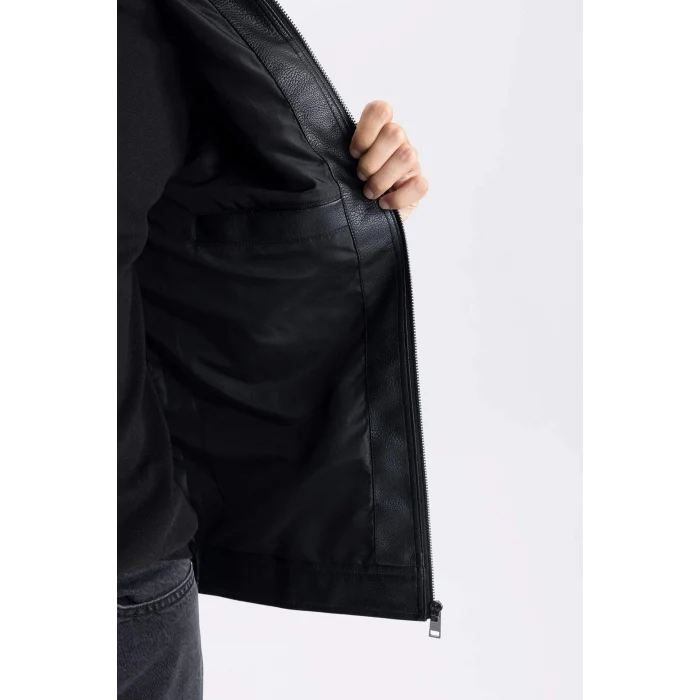 Defacto D6241 Siyah Su İtici Slim Fit Dar Kesim Dik Yaka Fermuarlı Suni Deri Mont
