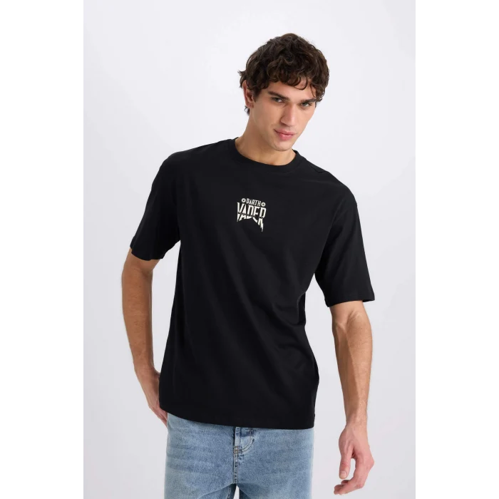 Defacto D6786 Siyah Star Wars Boxy Fit Bisiklet Yaka Sırt Baskılı Kısa Kollu Tişört