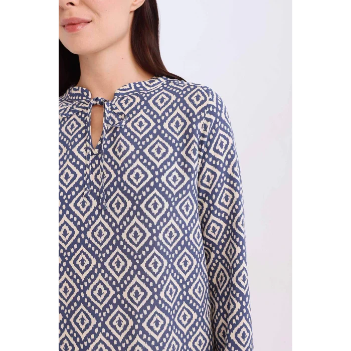 Defacto N1809 İndigo Regular Fit Apaş Yaka Desenli Uzun Kollu Bluz