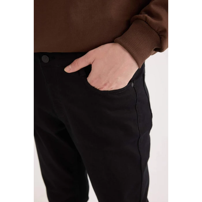 Defacto S2711 Siyah Pedro Slim Fit Dar Kalıp Normal Bel Dar Paça Jean Pantolon