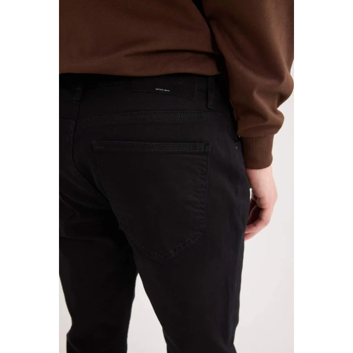 Defacto S2711 Siyah Pedro Slim Fit Dar Kalıp Normal Bel Dar Paça Jean Pantolon