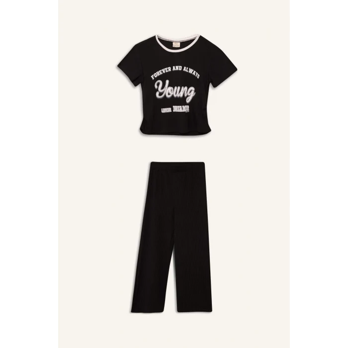 Defacto E0415 Siyah Kız Çocuk 2li Takım Fitilli Kaşkorse Baskılı Kısa kollu Tişört Wide Leg Geniş Bol Paça Pantolon