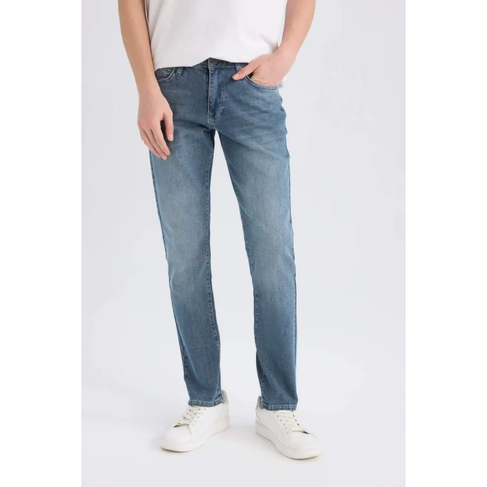 Defacto E5427 DENIM Pedro Slim Fit Dar Kalıp Normal Bel Dar Paça Jean Pantolon