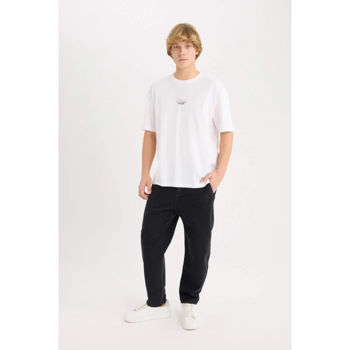 Defacto D7814 Beyaz Oversize Geniş Kalıp Bisiklet Yaka Sırt Baskılı Kısa Kollu Tişört