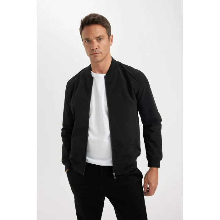 Defacto A3865 Siyah Slim Fit Bomber Mont Ceket Dar Kesim Kolej Yaka Fermuarlı Çift Cepli Mevsimlik Baharlık Hafif