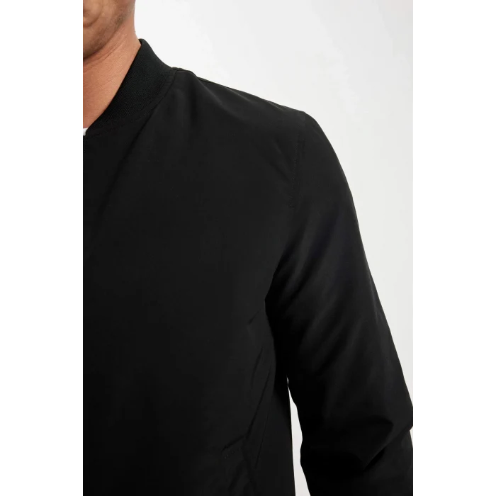 Defacto A3865 Siyah Slim Fit Bomber Mont Ceket Dar Kesim Kolej Yaka Fermuarlı Çift Cepli Mevsimlik Baharlık Hafif