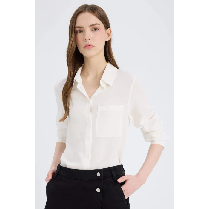 Defacto N2518 Beyaz 	Regular Fit Basic Düz Düğmeli Uzun Kollu Gömlek