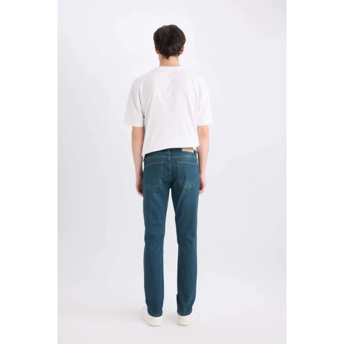 Defacto B0398 Yeşil Pedro Slim Fit Dar Kalıp Normal Bel Dar Paça Jean Pantolon