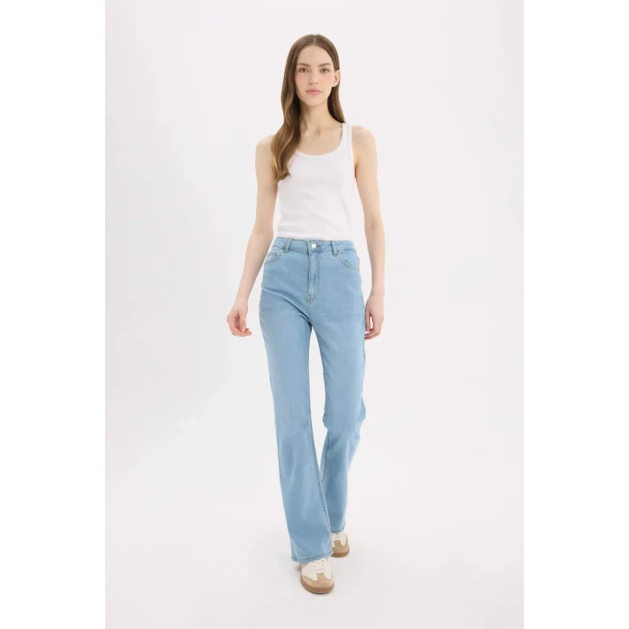 Defacto D7973 Mavi Slim Flare Yüksek Bel Düz Paça Uzun Jean Kar Yıkamalı Pantolon