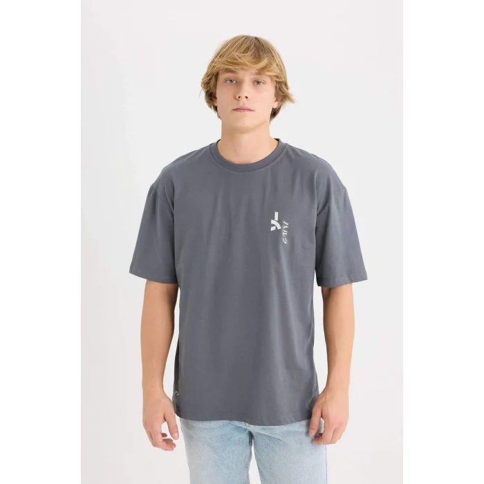 Defacto D6784 Antrasit Marvel Boxy Fit Bisiklet Yaka Sırt Baskılı Kısa Kollu Tişört