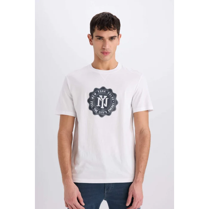 Defacto D7935 Beyaz New Regular Fit Bisiklet Yaka Kısa Kollu Tişört