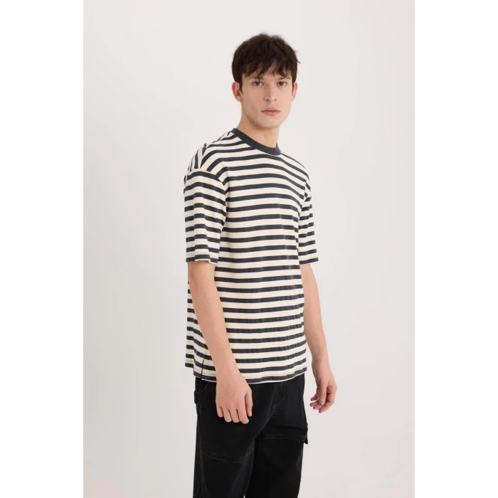 Defacto B5910 Antrasit Boxy Fit Bisiklet Yaka Çizgili Kısa Kollu Ağır Kumaş Tişört