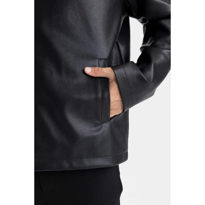 Defacto D8525 Siyah Su İtici Slim Fit Dar Kesim Dik Yaka Fermuarlı Suni Deri Mont