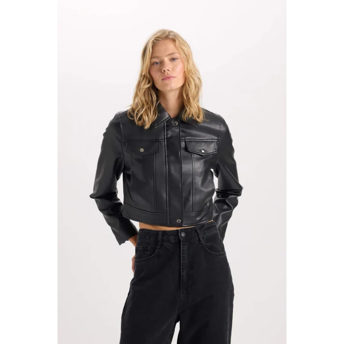 Defacto D5774 Siyah Su İtici Suni Deri Mont Polo Yaka Cepli Fermuarlı Çıtçıtlı