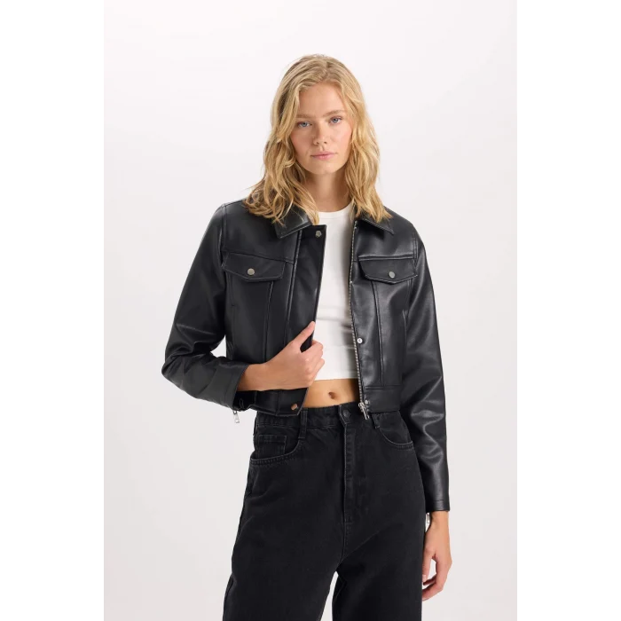 Defacto D5774 Siyah Su İtici Suni Deri Mont Polo Yaka Cepli Fermuarlı Çıtçıtlı