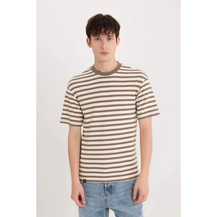 Defacto B5910 Kahve Boxy Fit Bisiklet Yaka Çizgili Kısa Kollu Ağır Kumaş Tişört