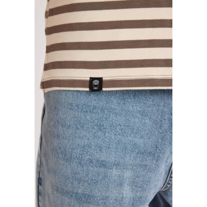 Defacto B5910 Kahve Boxy Fit Bisiklet Yaka Çizgili Kısa Kollu Ağır Kumaş Tişört