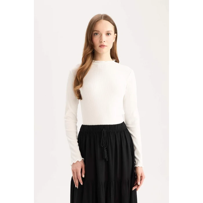 Defacto B2389 Ekru Yarım Balıkçı Yaka Fitilli Kaşkorse Uzun Kollu Tişört