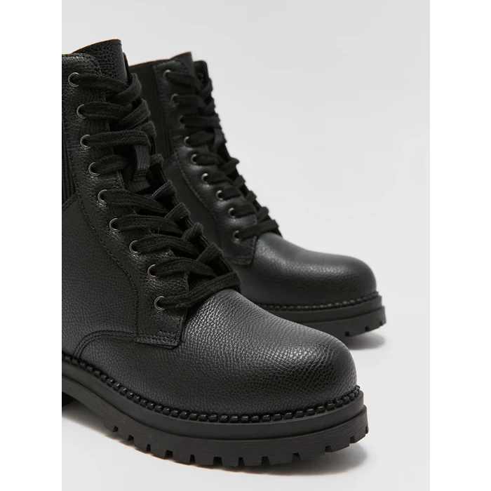 LC WAIKIKI SİYAH Deri Görünümlü Bağcıklı Kadın Bot