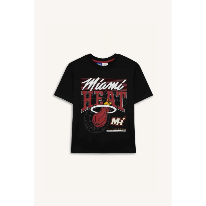 Defacto D9546 Siyah Erkek Çocuk NBA Miami Heat Bisiklet Yaka Kısa Kollu Tişört